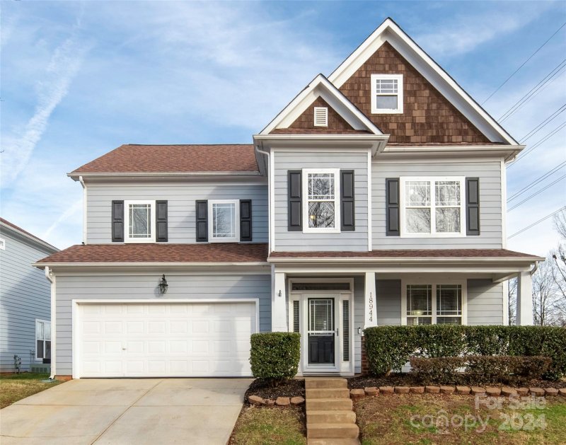 Property image 2 at 18944 Coachmans Trace, Cornelius, NC 28031