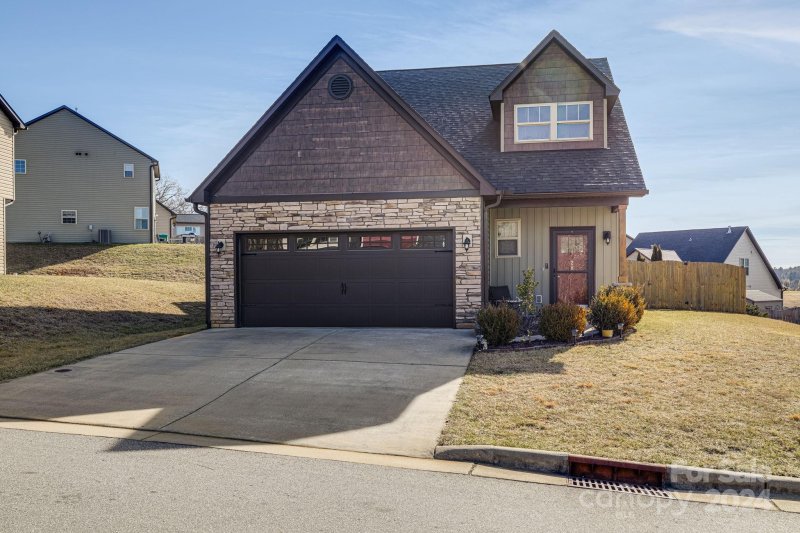 Property image 2 at 28 Mallard Run Drive, Arden, NC 28704