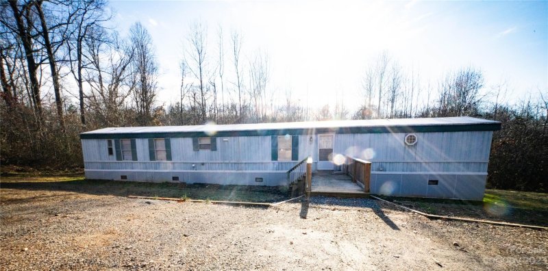 Property image 2 at 165 Cedar Ridge Loop, Statesville, NC 28625