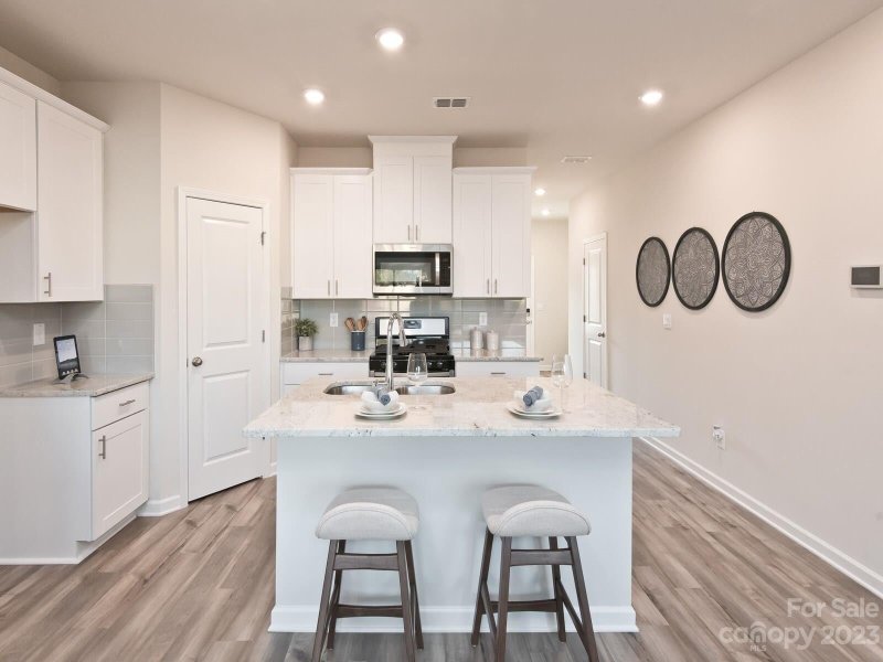 Property image 3 at 825 Gerard Bay Drive, Fort Mill, SC 29715