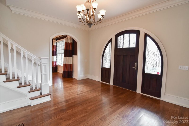 Property image 3 at 2418 Overhill Road, Charlotte, NC 28211