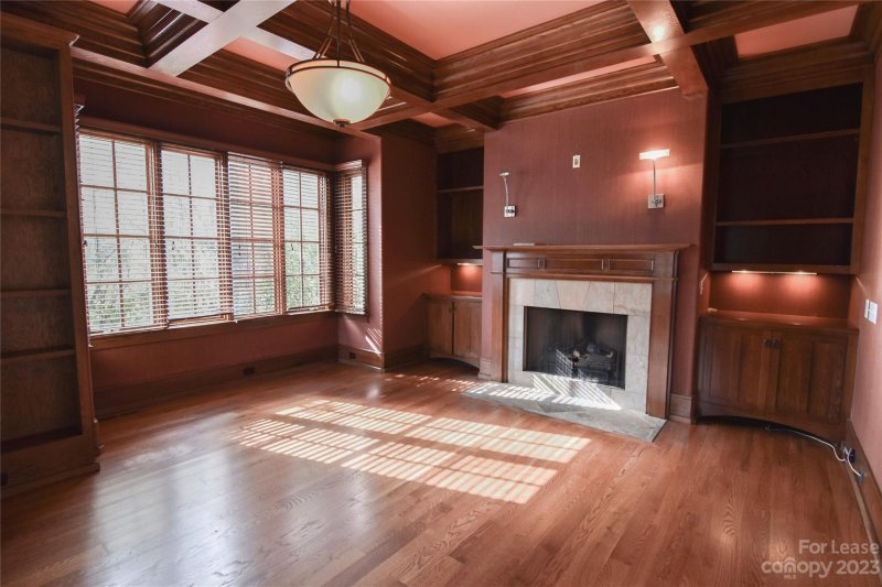 Property image 4 at 2418 Overhill Road, Charlotte, NC 28211