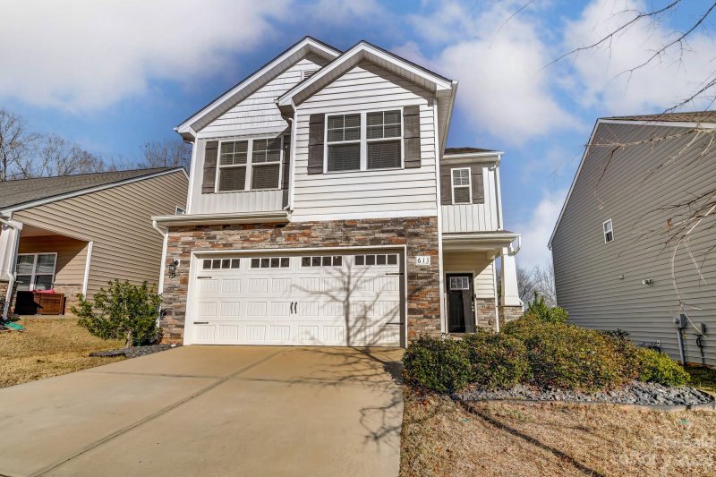 Property image 2 at 613 Cape Fear Street, Fort Mill, SC 29715