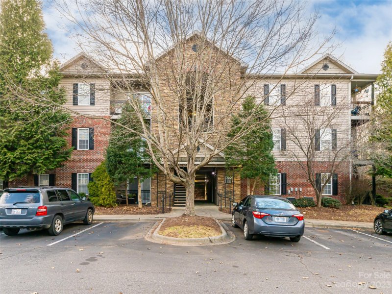 227 Appeldoorn Circle