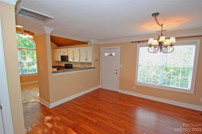 Property image 5 at 8231 Southgate Commons Drive, Charlotte, NC 28277