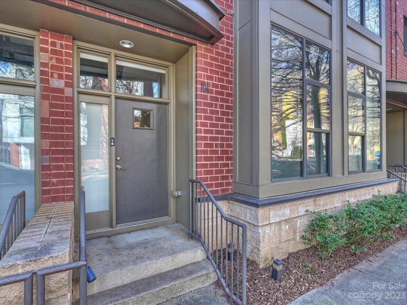 Property image 4 at 2125 Southend Drive, Charlotte, NC 28203