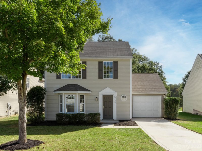 5129 Foxmeade Court