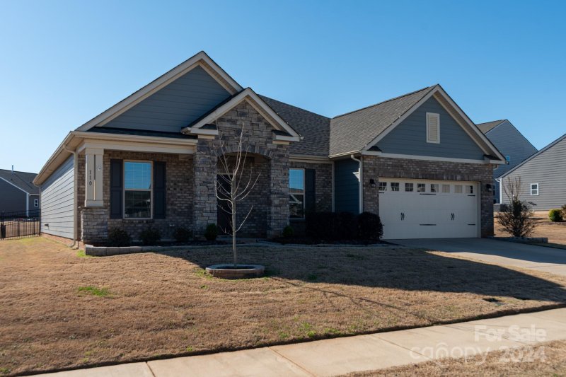 Property image 2 at 110 Glenfield Drive, Mooresville, NC 28115
