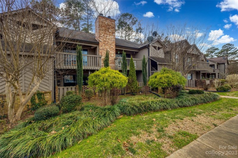 4156 Charlotte Highway