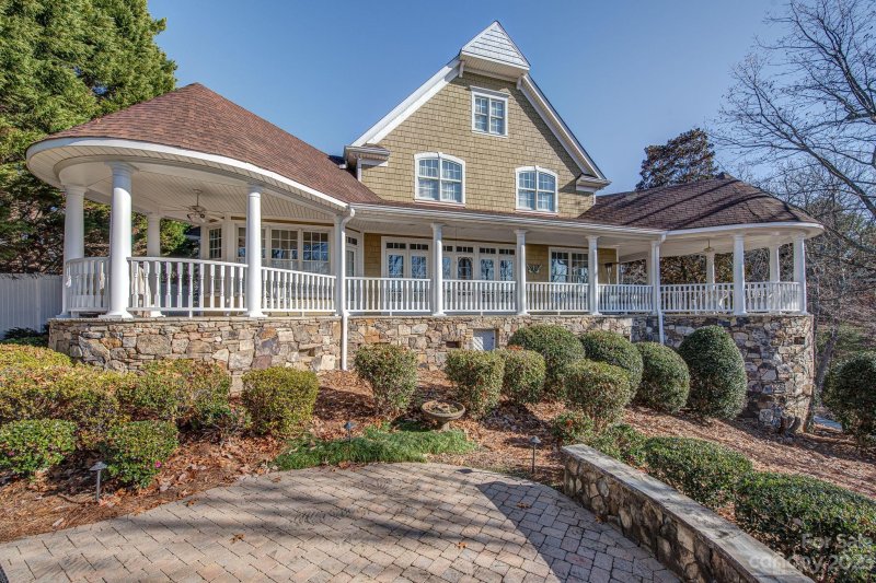 Property image 4 at 123 Berry Mountain Road, Cramerton, NC 28032