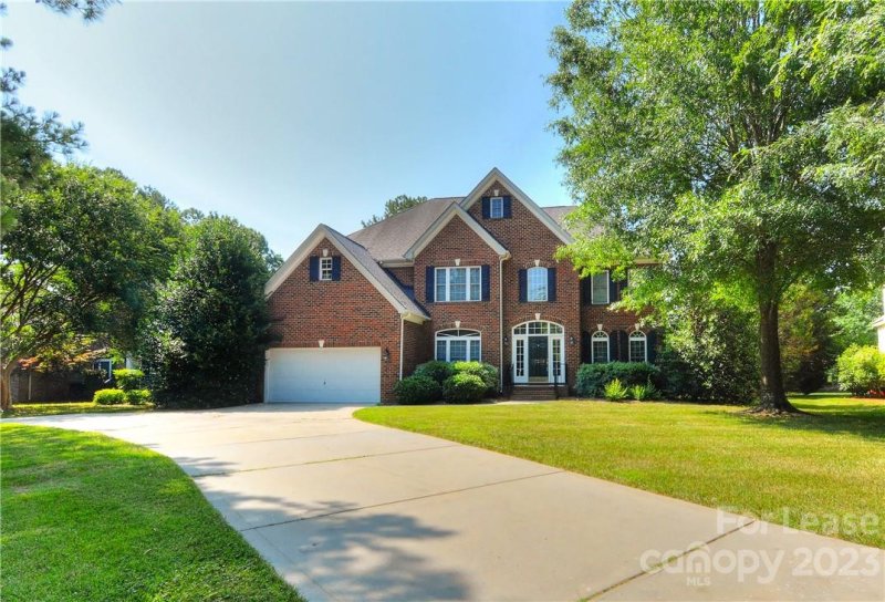 10306 Gunnison Lane