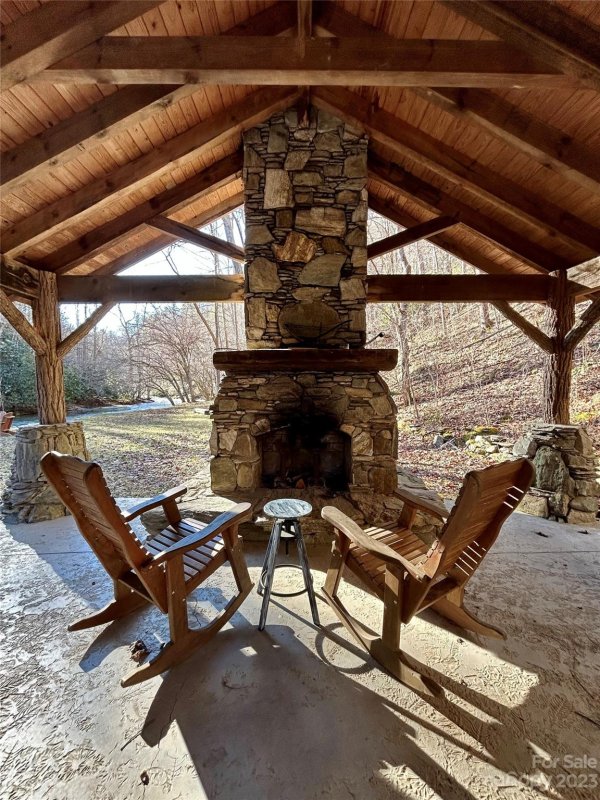 Property image 5 of 9999 Sunnyside Drive in Big Laurel Mountain, Marshall, NC 28753