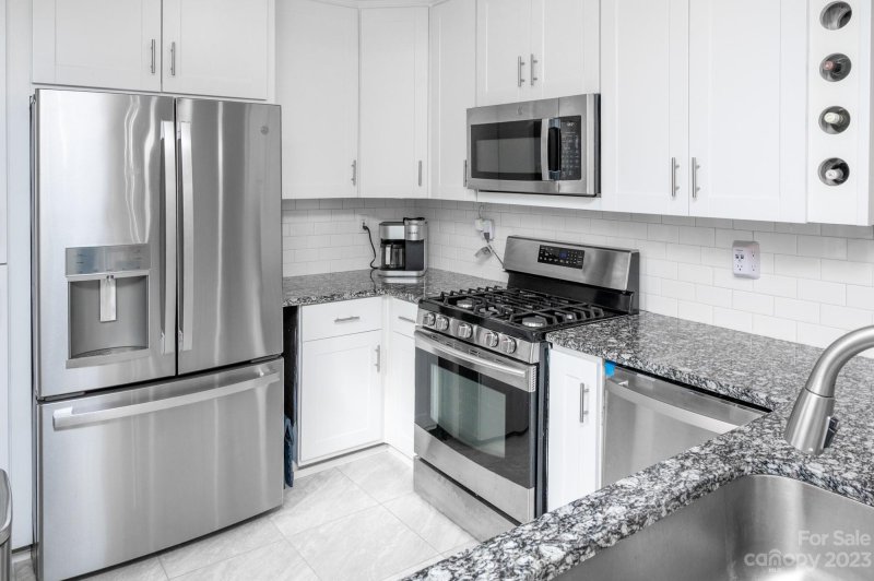 Property image 5 at 4142 Medford Drive, Concord, NC 28027