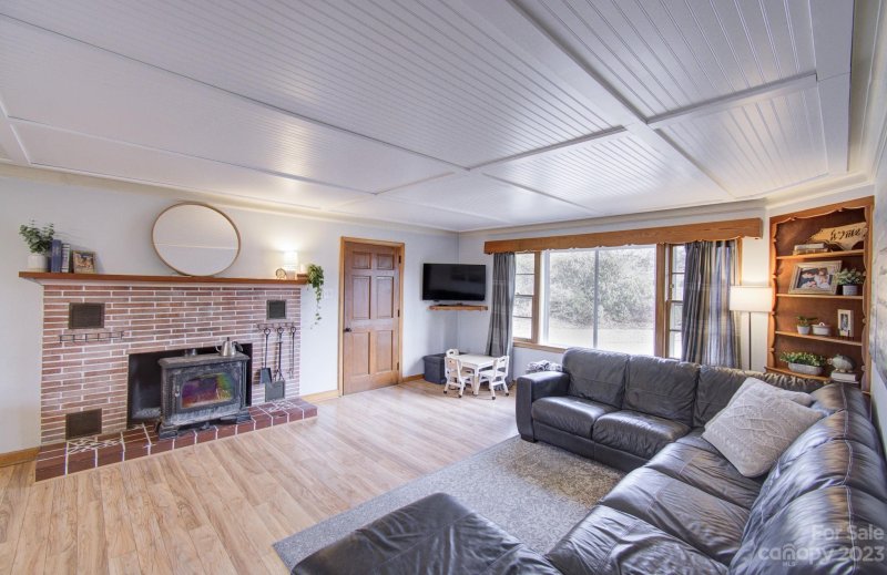 Property image 2 at 214 Rattlesnake Mountain Road, Black Mountain, NC 28711