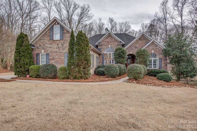 Property image 3 at 1043 Marguerite Drive, Lowell, NC 28098