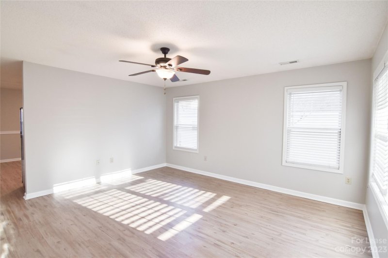 Property image 3 at 110 Pratt Street, Belmont, NC 28012