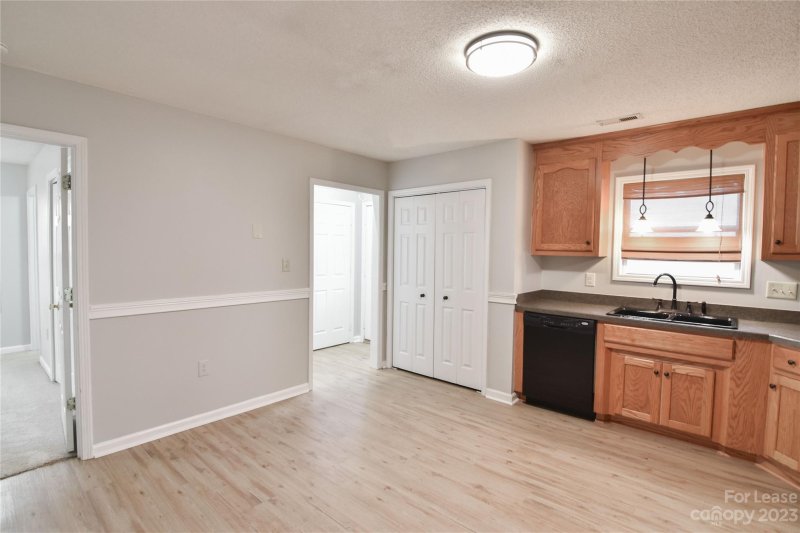 Property image 5 at 110 Pratt Street, Belmont, NC 28012