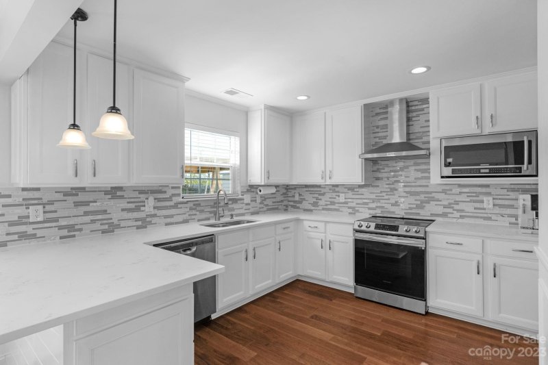 Property image 3 at 3053 Brookchase Boulevard, Fort Mill, SC 29707