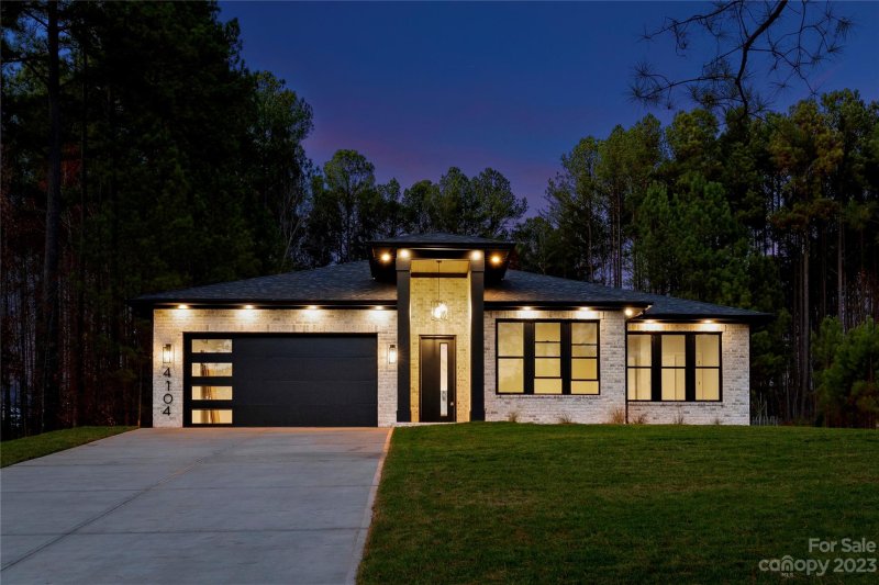 17102 Green Hill Road
