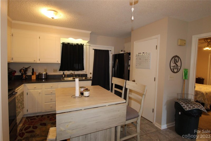 Property image 5 at 115 23rd Street, Hickory, NC 28601