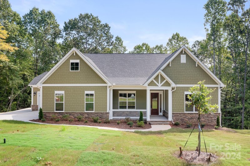 Property image 2 at 145 High Lake Drive, Statesville, NC 28677