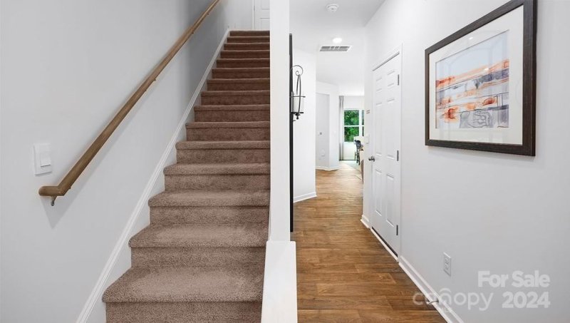 Property image 3 at 7008 North Mills Road, Charlotte, NC 28216