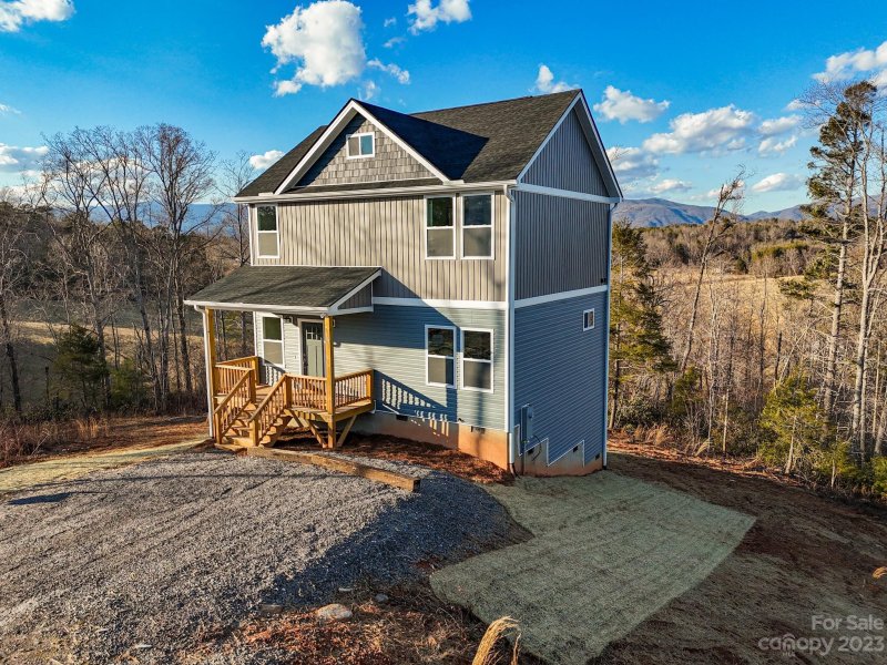 Property image 2 at 513 S Vineyard Village Drive, Old Fort, NC 28762