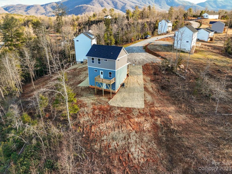 Property image 4 at 513 S Vineyard Village Drive, Old Fort, NC 28762