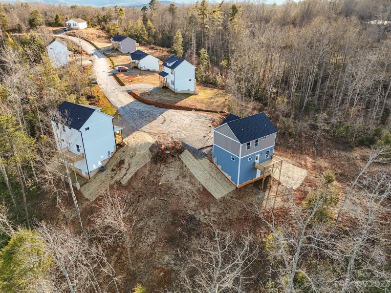 Property image 5 at 513 S Vineyard Village Drive, Old Fort, NC 28762