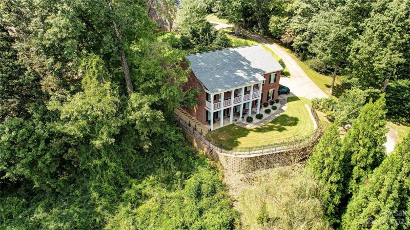 Property image 3 at 6306 Sharon Hills Road, Charlotte, NC 28210