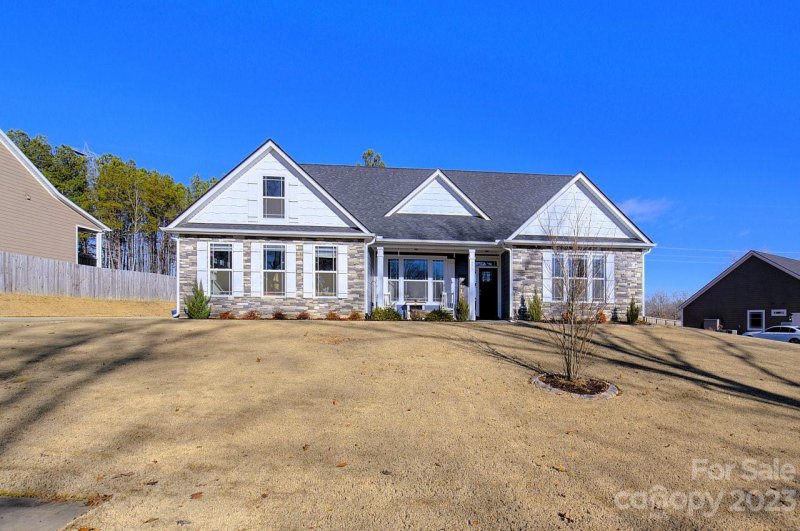 Property image 4 at 373 Roy Hall Way, Campobello, SC 29322