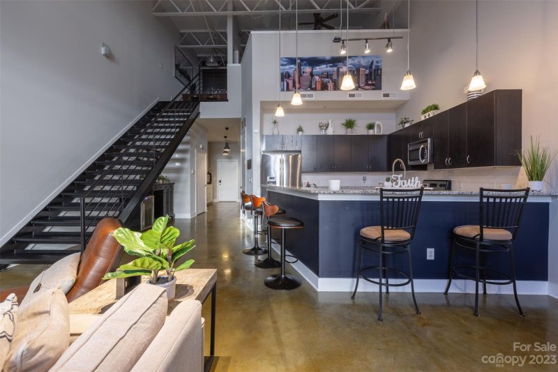 Property image 4 at 915 Westmere Avenue, Charlotte, NC 28208