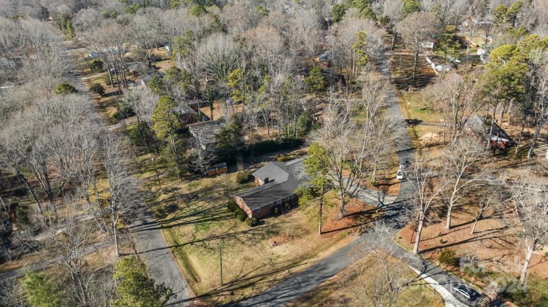 Property image 3 at 7001 Linda Lake Drive, Charlotte, NC 28215