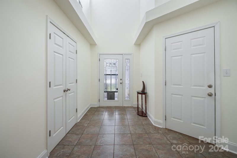 Property image 3 at 114 W Tattersall Drive, Statesville, NC 28677