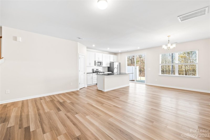 Property image 4 at 1059 Grays Mill Road, Charlotte, NC 28215