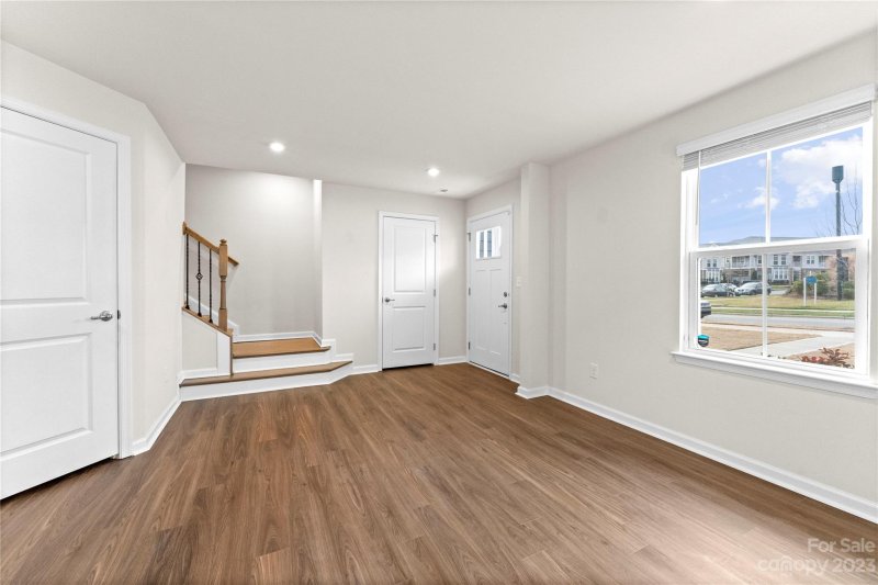 Property image 4 at 10824 Overlook Mountain Drive, Charlotte, NC 28216