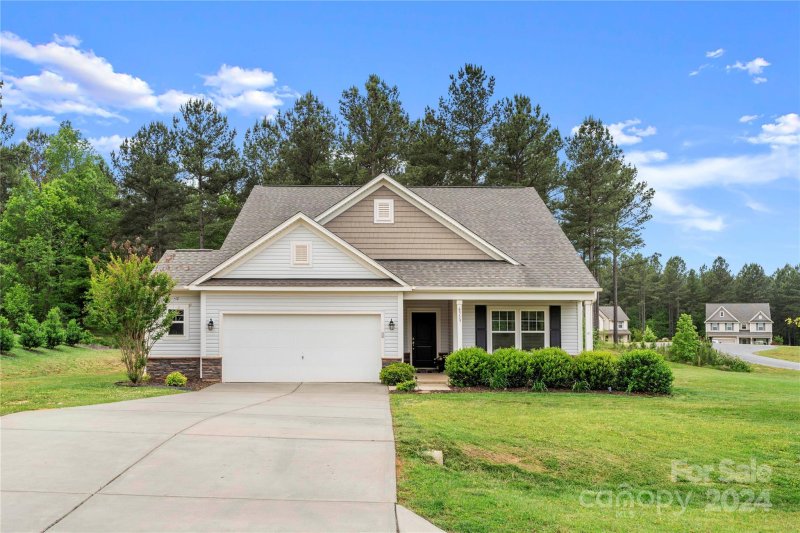 6313 Fawn Crest Drive
