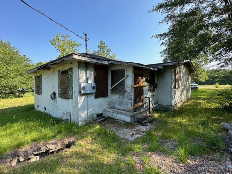 Property image 4 at 5820 Weston Avenue, Columbia, SC 29203