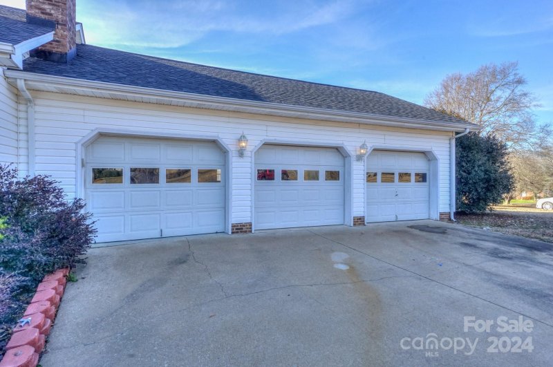 Property image 5 at 103 Starmount Drive, Kings Mountain, NC 28086