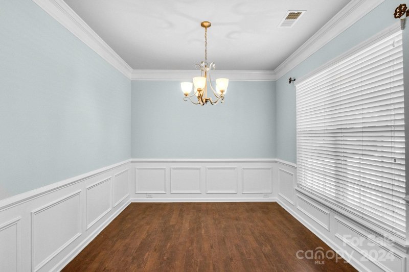 Property image 4 at 126 Carolinian Drive, Statesville, NC 28677