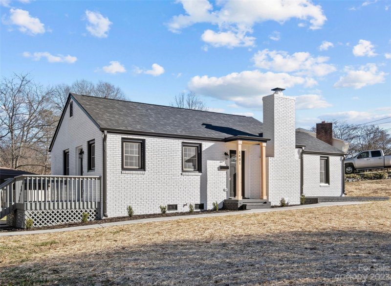 Property image 3 at 1401 Poston Circle, Gastonia, NC 28054