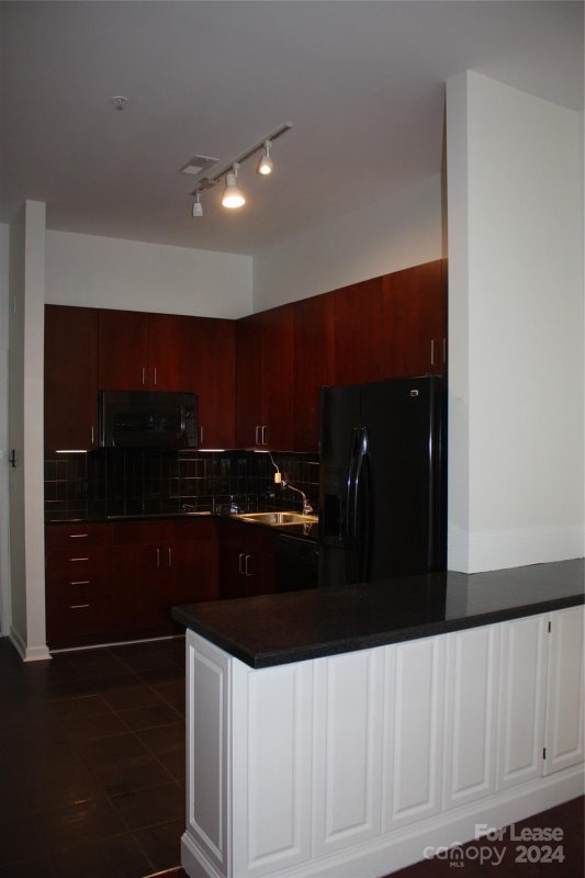 Property image 4 at 2125 Southend Drive, Charlotte, NC 28203