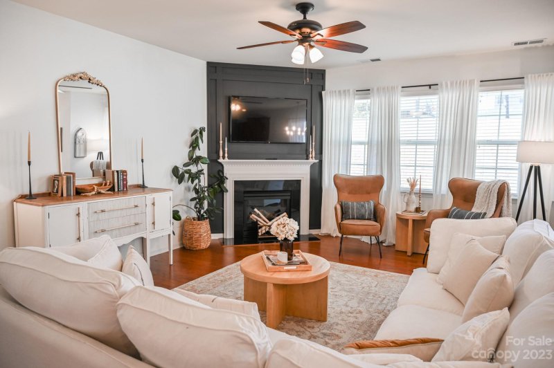 Property image 3 at 128 Glastonbury Drive, Mooresville, NC 28115