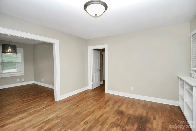 Property image 3 at 209 Oakdale Street, Gastonia, NC 28052