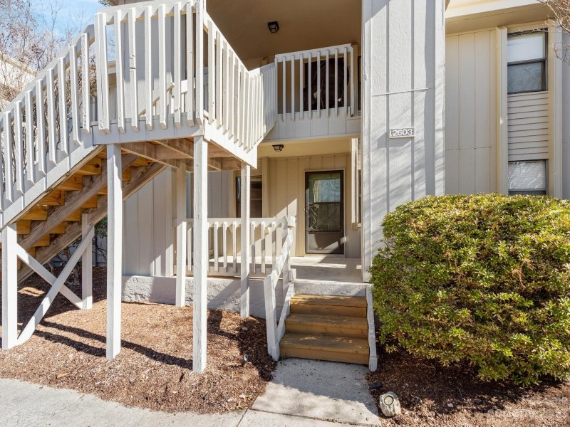 Property image 3 at 2603 Vineyard Boulevard, Asheville, NC 28805