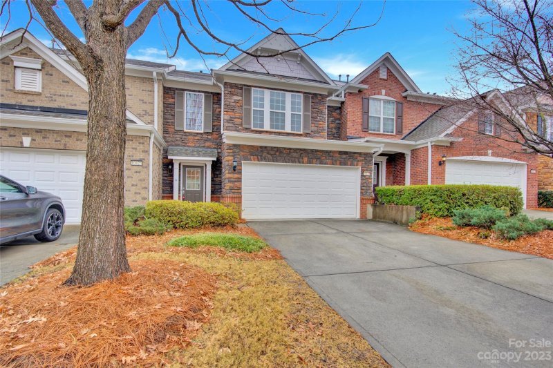 Property image 2 at 10429 Blairbeth Street, Charlotte, NC 28277