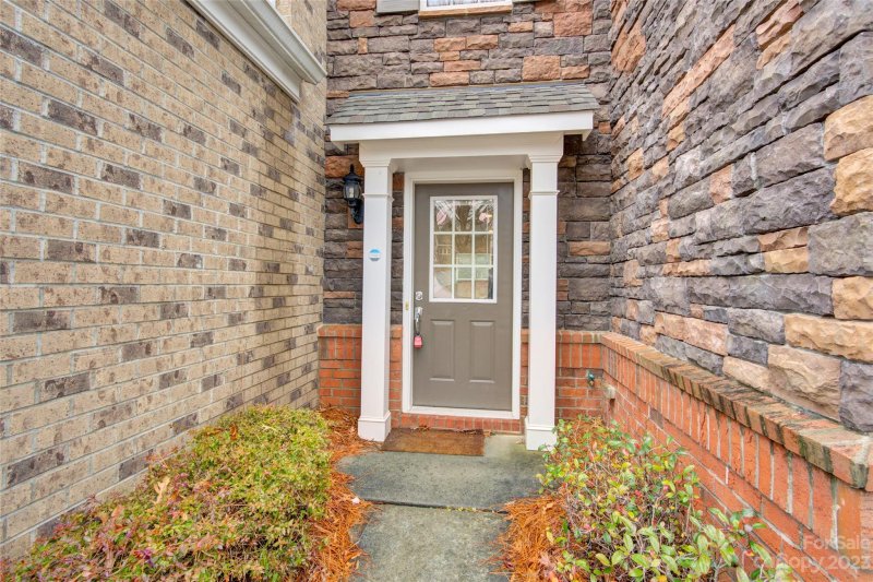 Property image 3 at 10429 Blairbeth Street, Charlotte, NC 28277