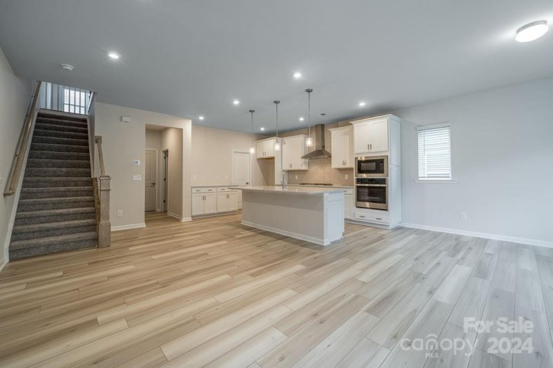 Property image 4 at 109 E Forest Lake Boulevard, Mooresville, NC 28117