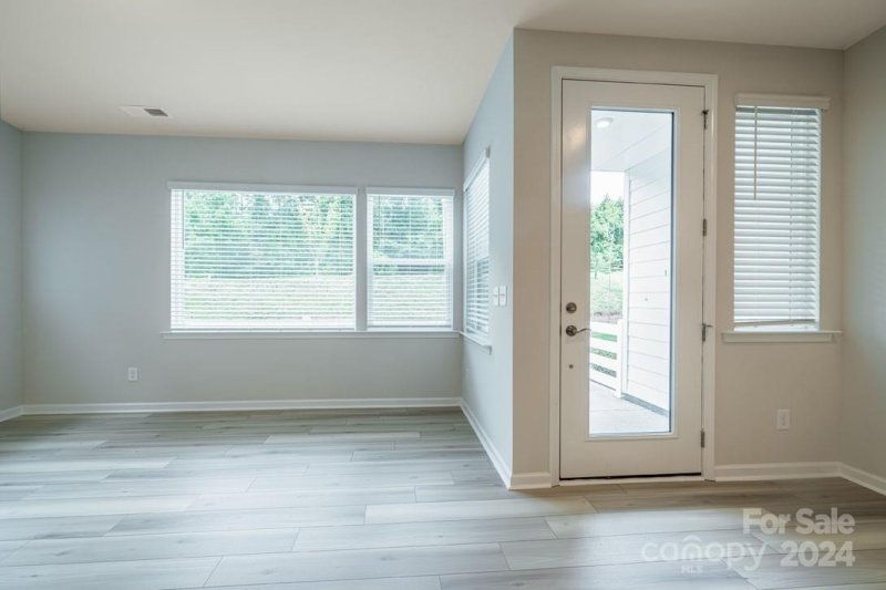 Property image 5 at 109 E Forest Lake Boulevard, Mooresville, NC 28117