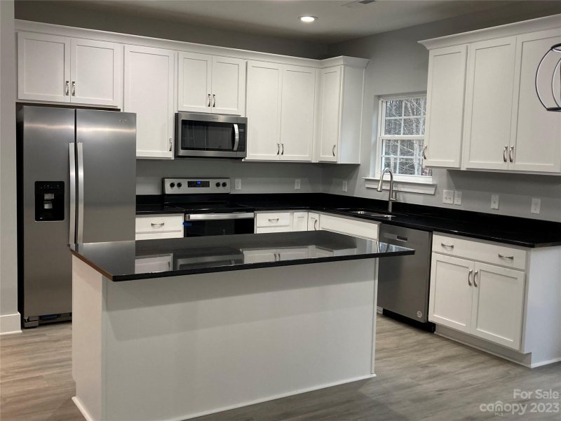 Property image 4 at 610 Montana Drive, Gastonia, NC 28056